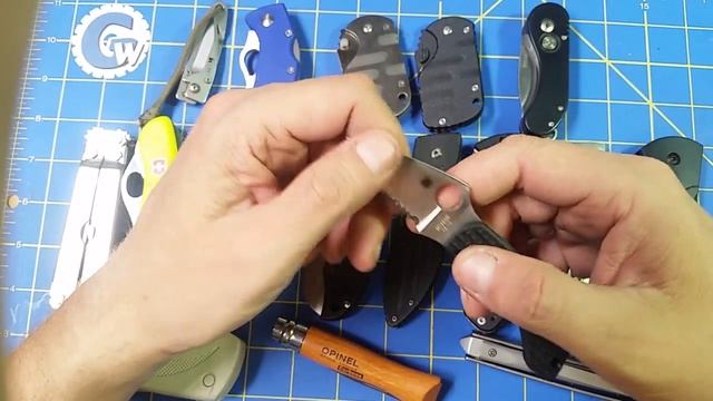 Knife Comparison - Spyderco Dragonfly VG10 смотреть онлайн