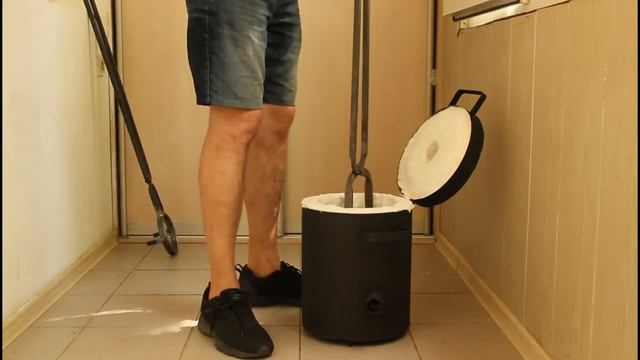 щипцы для тигля на 15 кг.