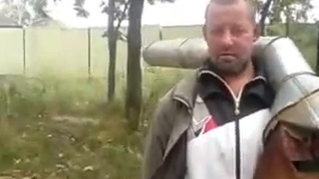 18+ Бомж из Хабаровска читает стихи, полный ржач смотреть онлайн