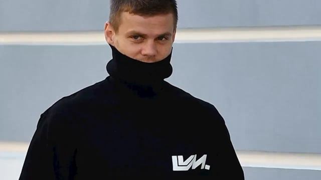 В сети появилось первое фото Кокорина в форме «Сочи» смотреть онлайн