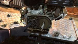 Как поменять диск СЦЕПЛЕНИЯ в редукторе. Двигатель LIFAN 13л.с.