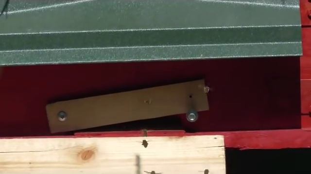 1 год моей пасеке. Прошел год как у меня появилась первая пчела. смотреть онлайн