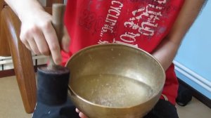 Тибетские Чаши - ПОЮЩАЯ ЧАША - Структурирование воды