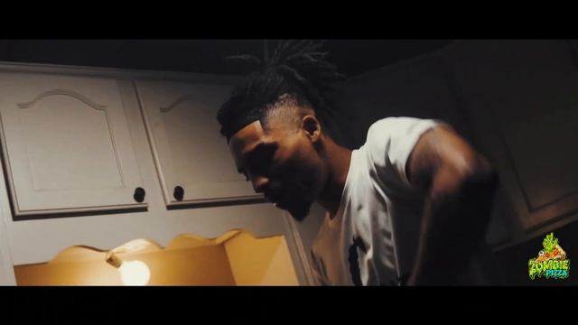 Deelo Youngin - Wolfin | Dir. Yung Maas смотреть онлайн