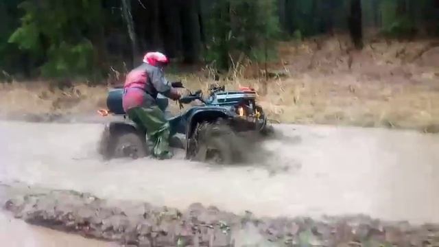 теперь топим леопардика. Квадроцикл Стелс леопард 600/ Stels Leopard 600 в деле смотреть онлайн