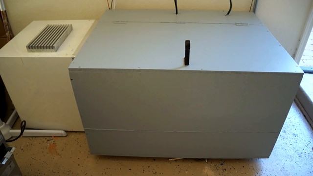 2kw Off Grid Solar Overview - cooling battery bank, electric solar water heater! Midnite 150 Outbac смотреть онлайн