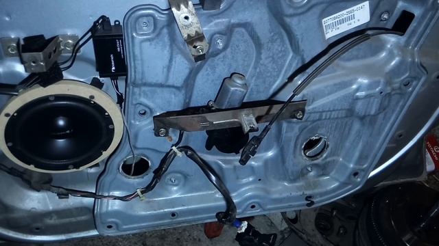 Как снять обшивку двери Ниссан Примера (Nissan Primera)