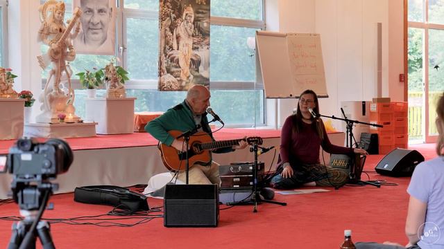 Baba Ram & Angeli - Radhe Radhe Radhe Shyam