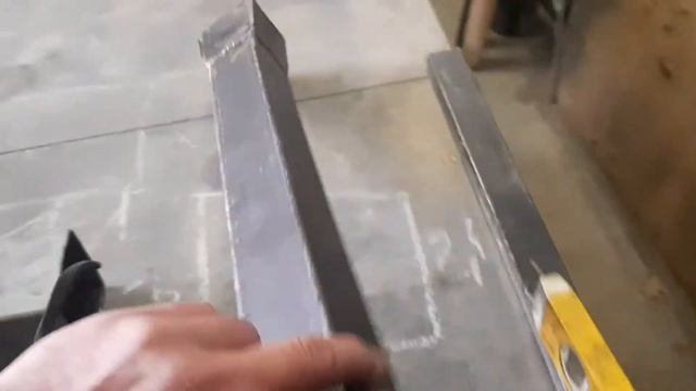 Как забить столбы в открытый грунт (обзор приспособления). смотреть онлайн