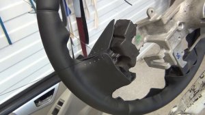 Перетяжка руля . Учимся шить шов Ёлочка на руле.