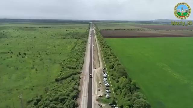 Работы по реконструкции дороги ведущей из г.Шали в с.Новые-Атаги продолжается активными темпами. смотреть онлайн