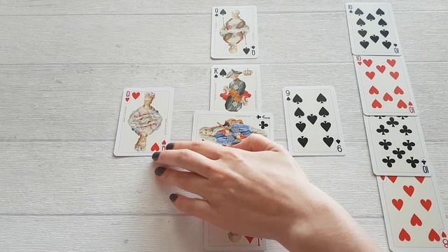 Расклад "Кельтский крест" на возвращение партнера на простых игральных картах смотреть онлайн