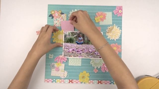 Layout - Turn the Page para Cromatismes смотреть онлайн