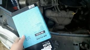 Рено Логан 1,4.Замена воздушного фильтра.