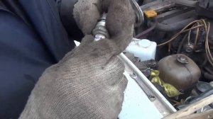 ВАЗ2106.ТРЯСЕТ на ХОЛОСТОМ ХОДУ! Проблема в ОДНОЙ СВЕЧЕ!