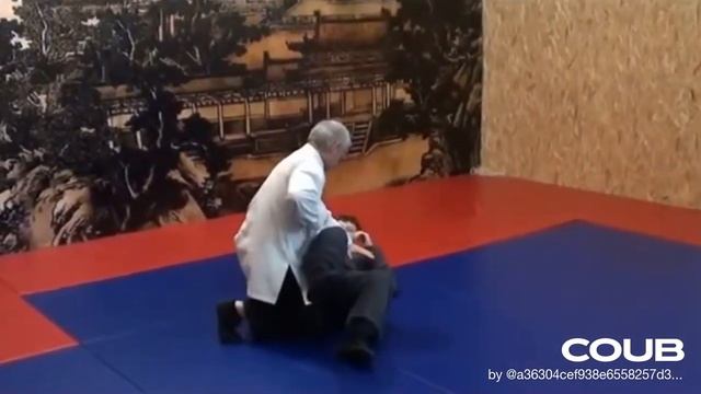 Клуб Самообороны в Москве.  Запись в группы по тел. 8(905)776-22-09