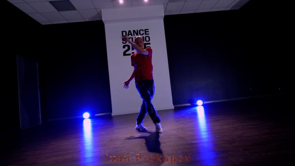 Shuffle dance by Ivan Prokopov || Dance Studio 25.5