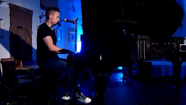 Markus Zimmermann ' Piano man' смотреть онлайн