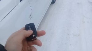 Hyundai Solaris - Расширенные возможности штатного ключа