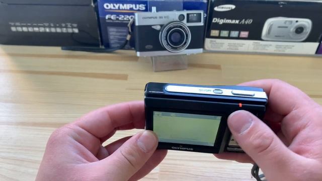 Y2K digital camera Olympus X-40 | How to use digital camera 2000s смотреть онлайн