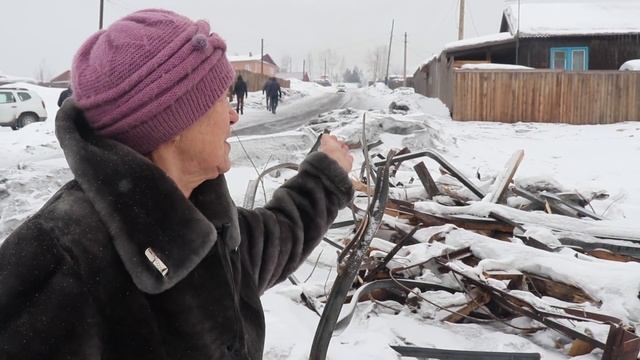 В нашу редакцию поступила жалоба от жительницы микрорайона Бирюсинка смотреть онлайн