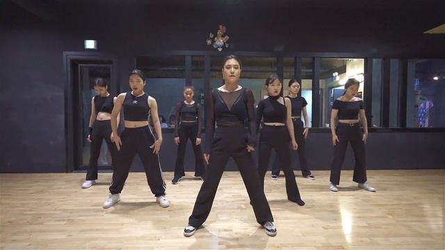 청하(CHUNG HA) Snapping / ITsMe Waacking Choreography