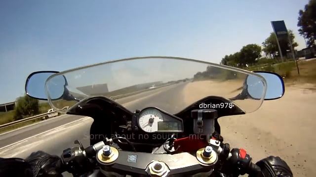 Saturday fun on my GSXR 600 K3 смотреть онлайн
