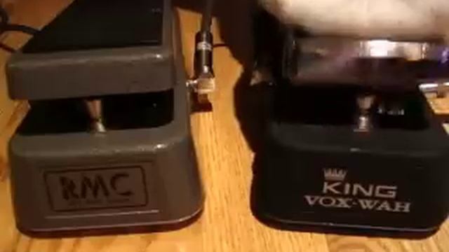 RMC PICTURE WAH VS. 70's KING VOX WAH смотреть онлайн