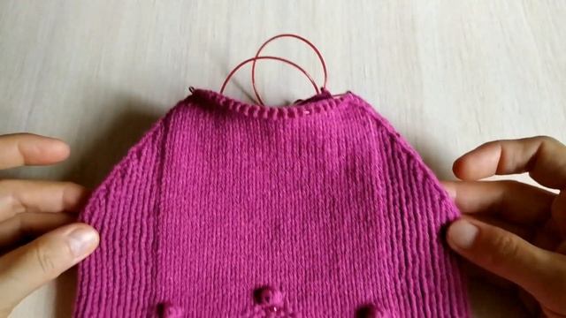 МК Шапка и бактус для девочки спицами. Комплект на осень. смотреть онлайн