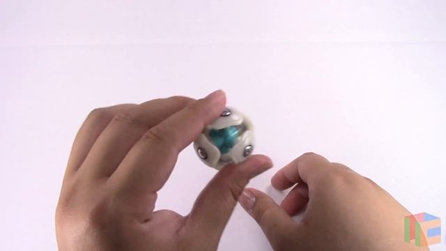 Complete Beginner's Assembly Guide for 2x2 Cubes смотреть онлайн