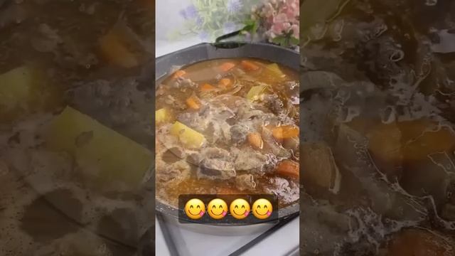 Штрудли с Мясом? (АВТОР РЕЦЕПТА НЕ Я) #рекомендации #рилс #штрудель #штрудли #хинкал смотреть онлайн