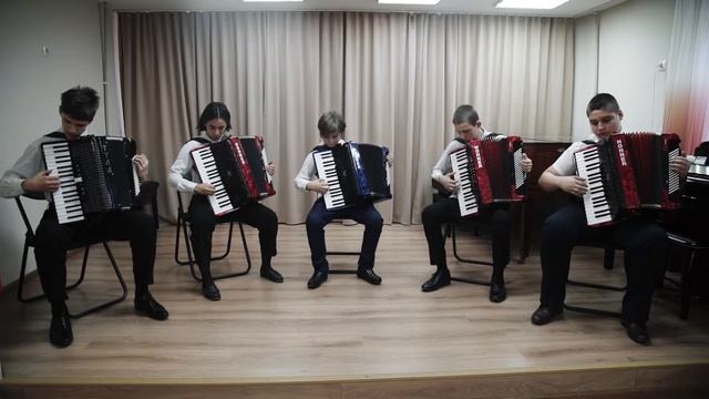 Севастопольская музыкальная школа №8 Ансамбль "Гармоника" Р.Бажилин "Зонтики" смотреть онлайн