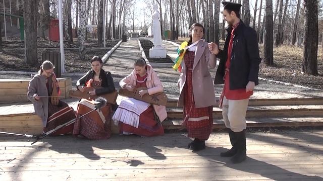 фольклорный ансамбль "Иван да Марья" (г. Бородино) - "Краковяк" смотреть онлайн