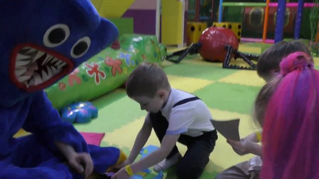 Хаги Ваги пришел поздравить на ДР смотреть онлайн