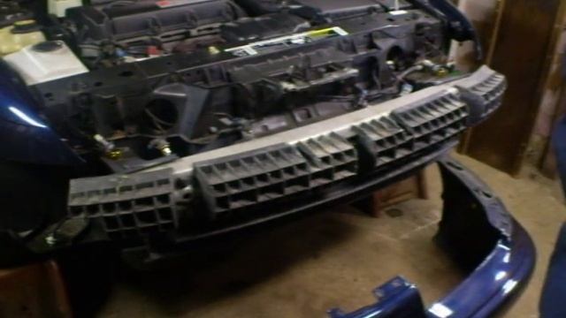 Saturn Front Bumper Removal смотреть онлайн