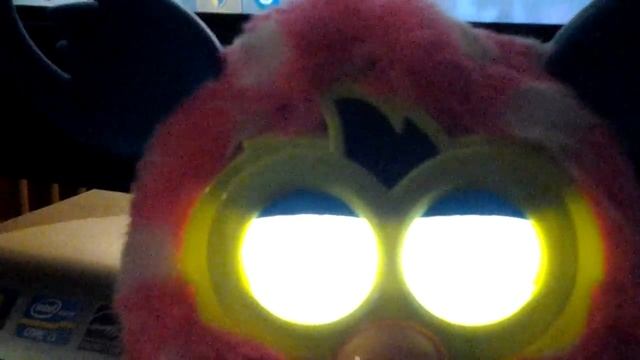 Furby Старый и Furby BOOM смотреть онлайн