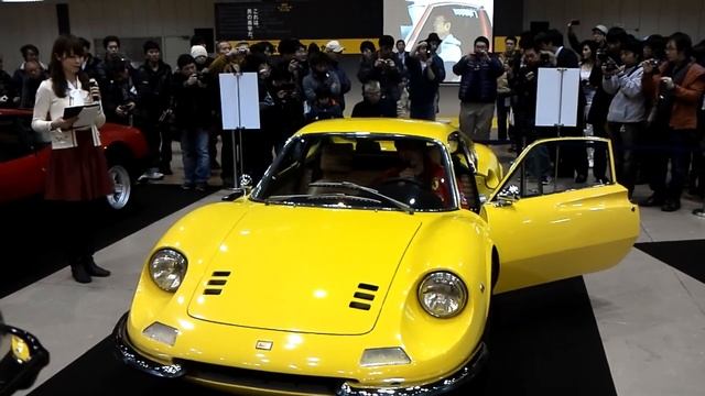 Ferrari Dino フェラーリ　ディーノ　エンジン始動　#ferrari #dino   #フェラーリ　#ディーノ　#automobile