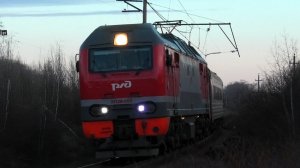 «Иногда они возвращаются». ЭП2К-095 с пригородным поездом Алапаевск - Екатеринбург-Пасс.