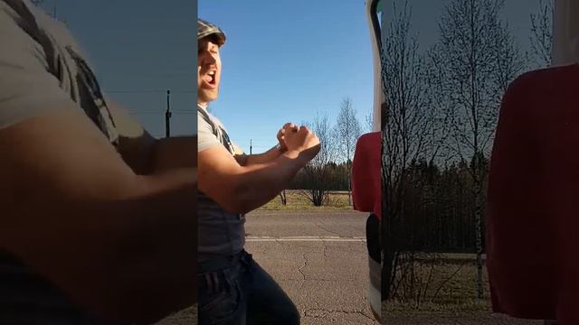 Остановите, Антохе надо выйти!!!) смотреть онлайн