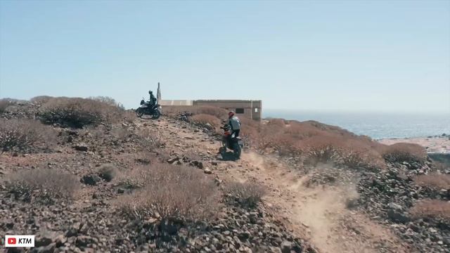 New 2023 Royal Enfield 450 Himalayan Spy Shots! смотреть онлайн