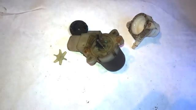 МИРовая библиотека: Ремонт моторчика стеклоомывателя (импортный) смотреть онлайн