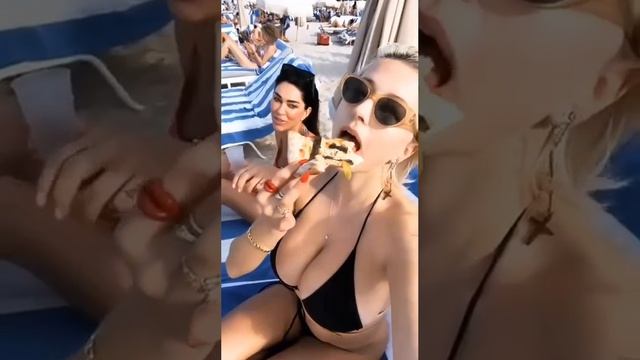 Явно девушка не пиццу хочет?? смотреть онлайн