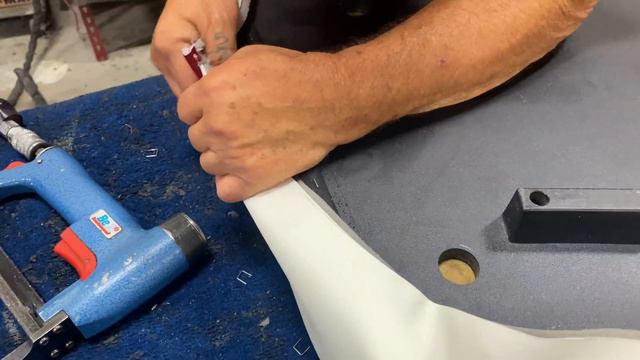 Instructions for replacing your surf / wake boat seat skins at Gabe's Custom Marine. смотреть онлайн