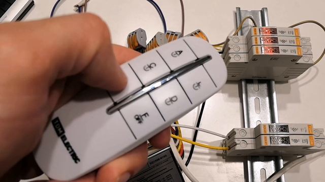 Как к комплекту дистанционного управления светом привязать еще один пульт? (часть 2) смотреть онлайн