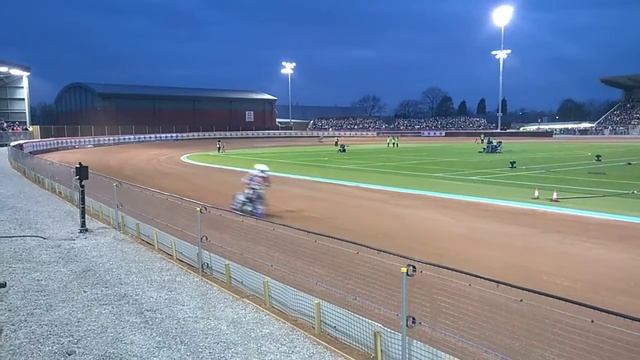 New Belle Vue Stadium, first practice, 19 March 2016 смотреть онлайн