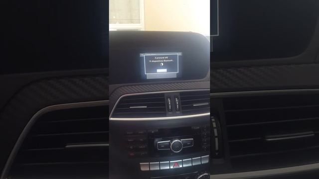 Conexão bluetooth Mercedes Benz c180 смотреть онлайн