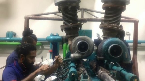 Cummins KTA 38 Overhaul Project - Tech Vlogs