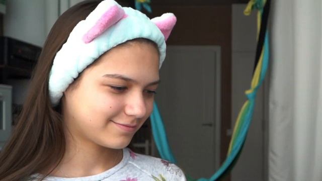 Попросила маму меня накрасить. #голубева_анна_влог
