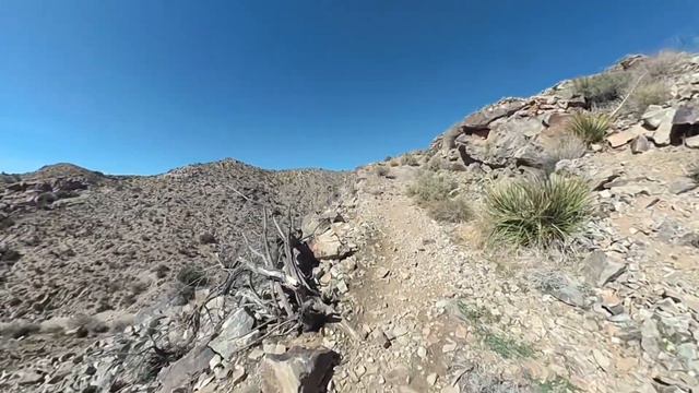 Desert Queen Mine Hike & Eagle Cliff Mine смотреть онлайн