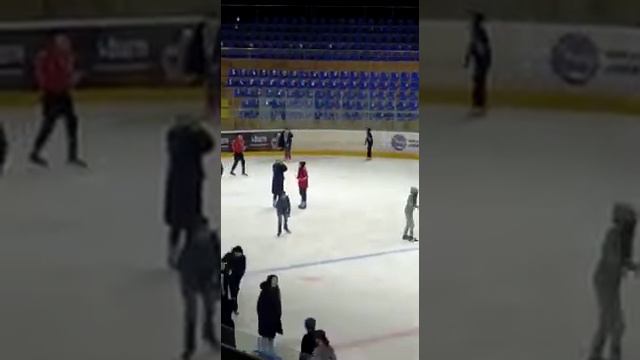 Сатпаев. Ледовый каток. смотреть онлайн